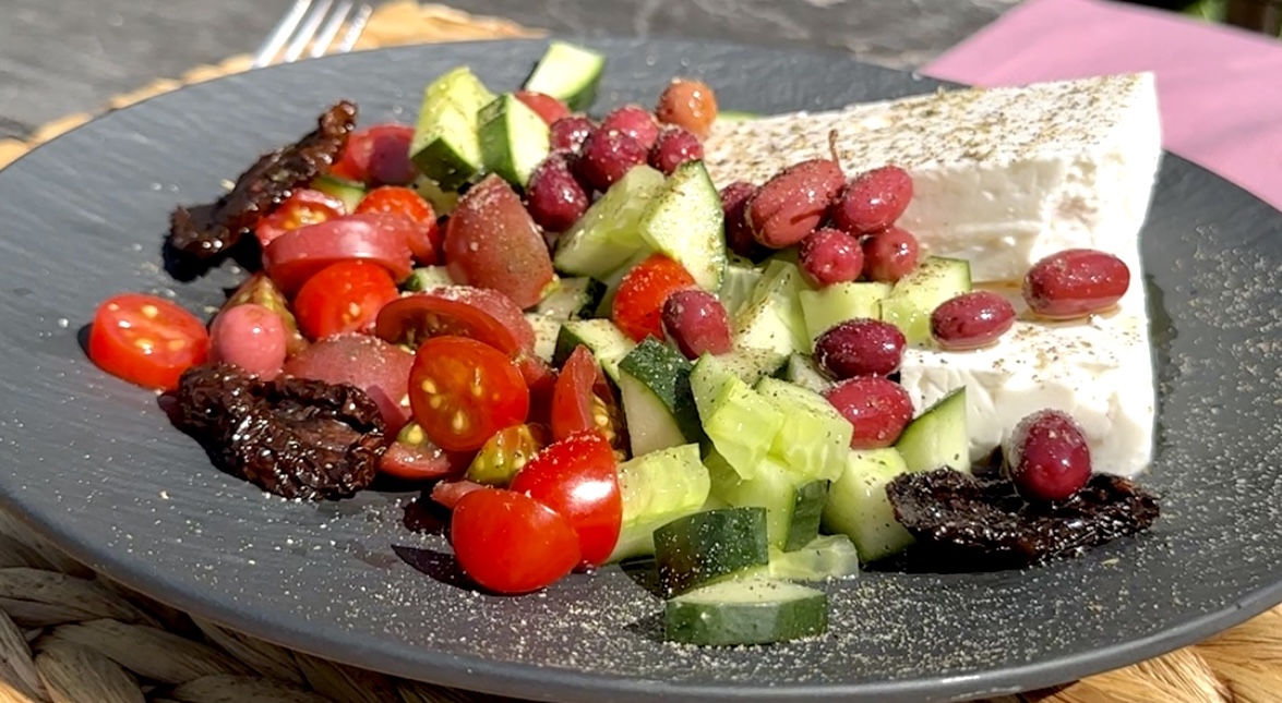 Feta-Tomaten-Salat